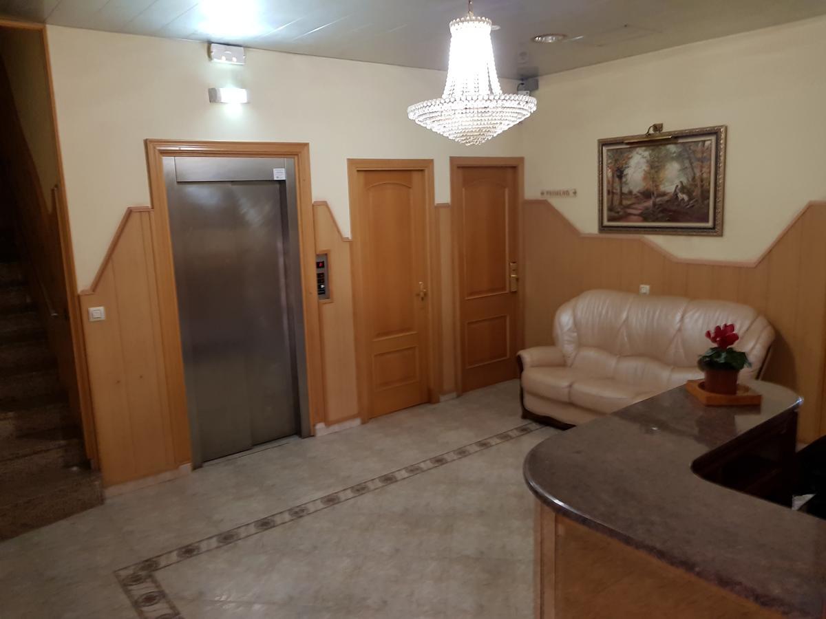 Hostal Milenium Els Monjos Εξωτερικό φωτογραφία